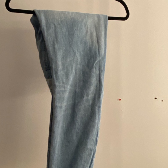 Zara Basic Dept. ripped jeans - Picture 4 of 4